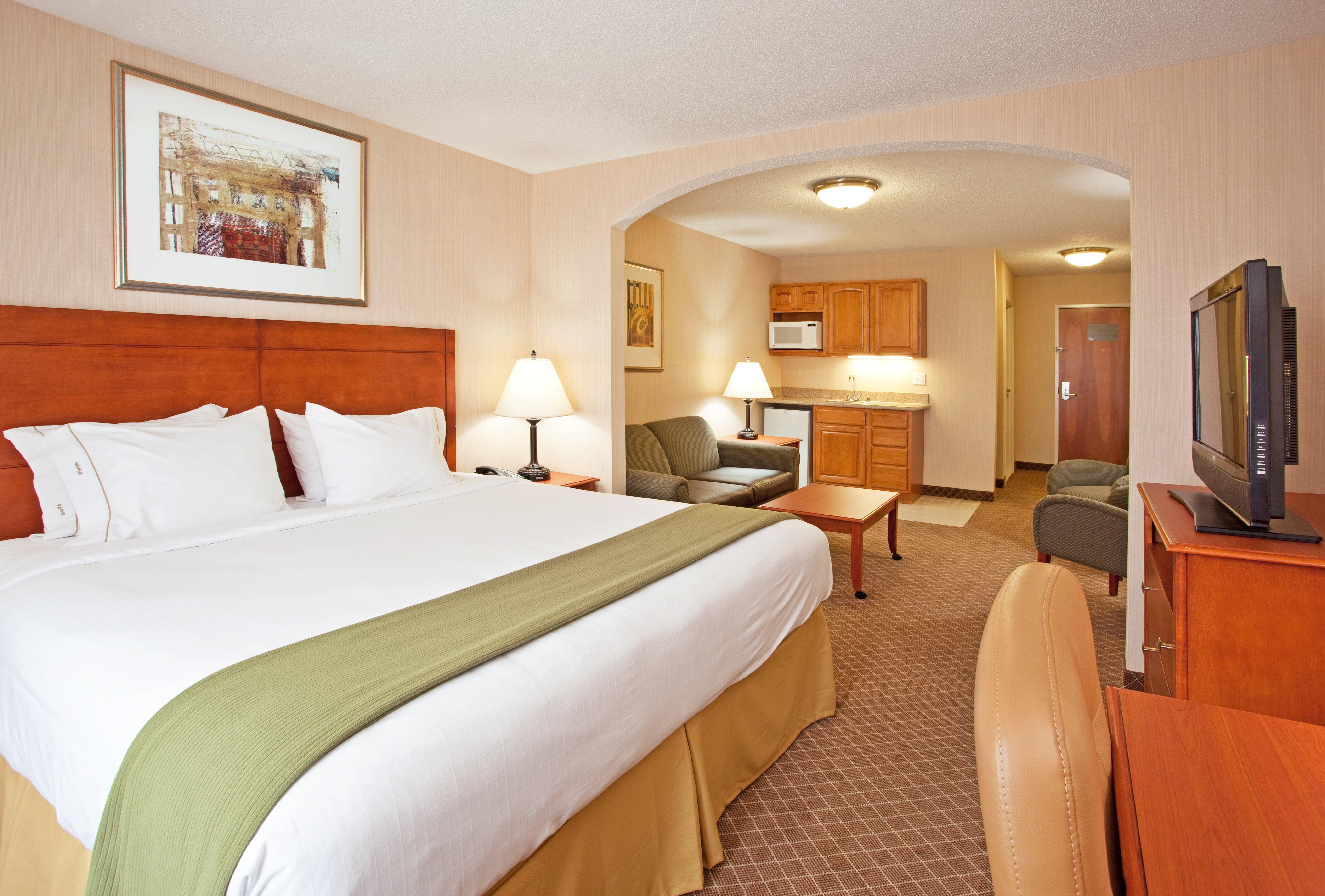 Holiday Inn Express Hotel & Suites Bay City, An Ihg Hotel Екстериор снимка